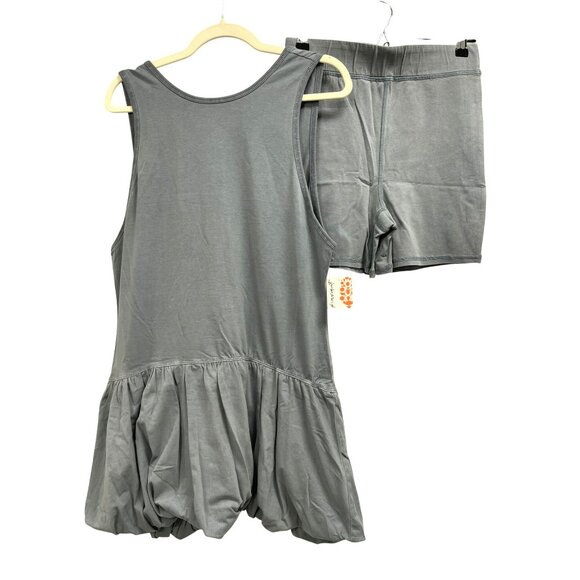 Free People Hot Shot Bubble 2 Piece Top and Biker Short Set Medium NWT - Picture 4 of 10